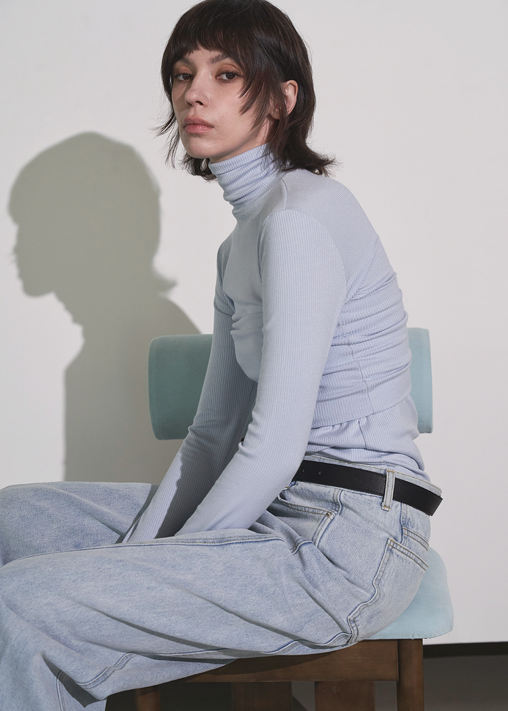 LAYERED TOP TURTLE NECK_SKY BLUE